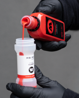 Заправка Molotow Permanent Paint 200 мл traffic red (красный трафик)