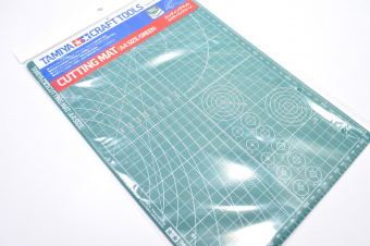 Tamiya 74118 Пластик А4 для разметки, резки и дизайнерских работ (зелёный)