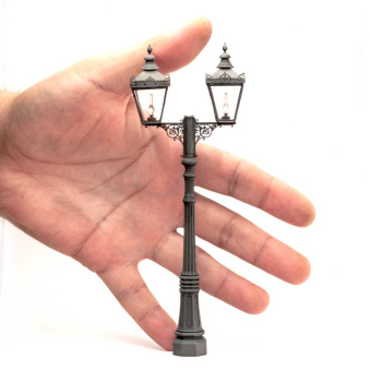 MiniWarPaint Столб фонарный "чугунный" 1-2 фонаря, размер L