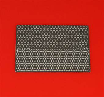 JAS 3851 Трафарет двухсторонний для вырезания цифрового сотового камуфляжа