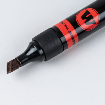 Маркер Molotow Tagger Speedflow 2-6 мм black (черный)