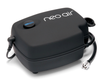 Портативный компрессор для моделизма Iwata IS-30 NEO